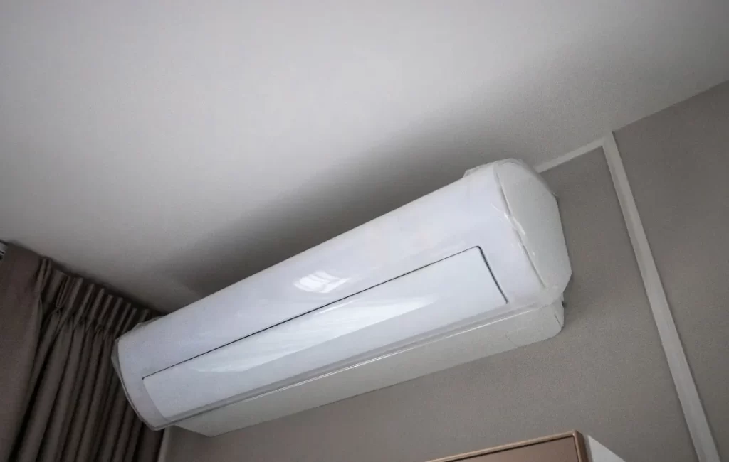 Hitachi-AC-Professional-Installation